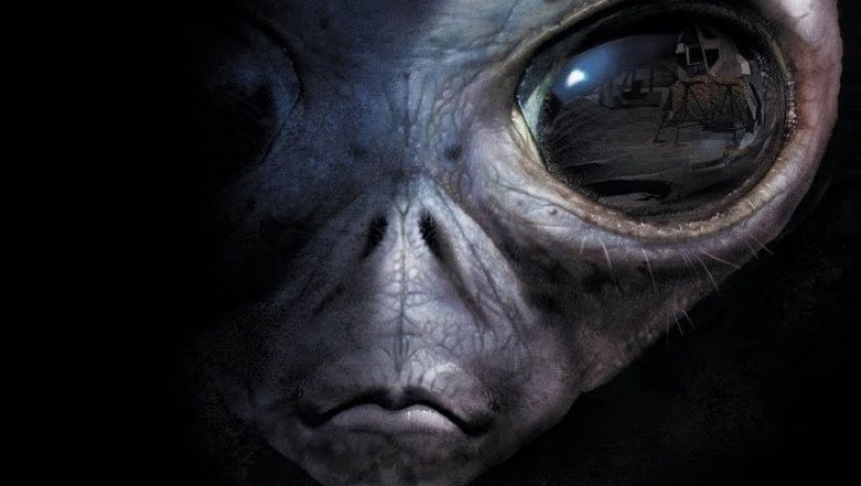 Life On Other Planets? The Extra-terrestrial life in Our Solar System