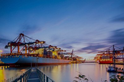 Definisi Pelabuhan Adalah