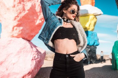 5 Benefits of Wearing Designer Sunglasses