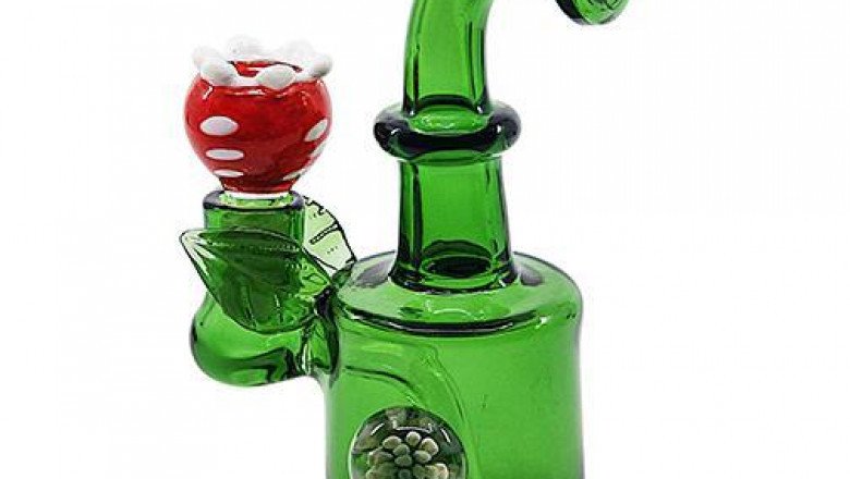 Why Do You Need to Keep Your Bong Clean?