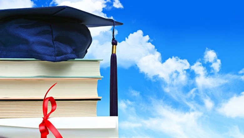 Top Online Degree Courses Universities in India 2022-23