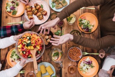 Transform Your Relationship with Food: Try Mindful Eating