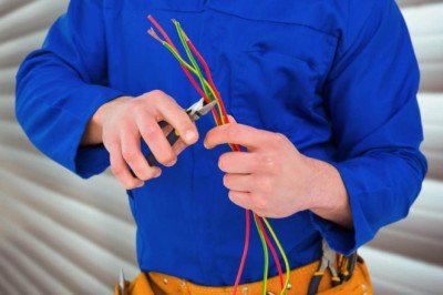 Are You Hiring The Right Electrician? 5 Questions To Ask Before Making A Decision