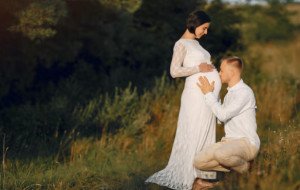Capturing the Beauty of Motherhood with a Maternity Photoshoot in St Augustine