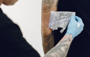 What to Eat &amp; Drink for Faster Tattoo Healing: Hydration, Protein, &amp; Skin-Support Foods