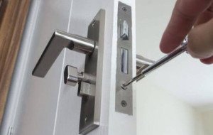 Slotenmaker Mortsel: Professionele Hulp voor Elk Slotprobleem
