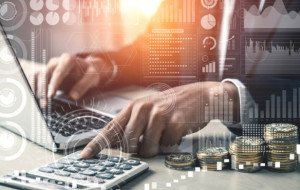 Online MBA in Financial Management (IIM vs IGNOU): Which Pays More?