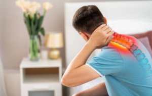 What Causes Neck Pain and When Chiropractic Care May Help